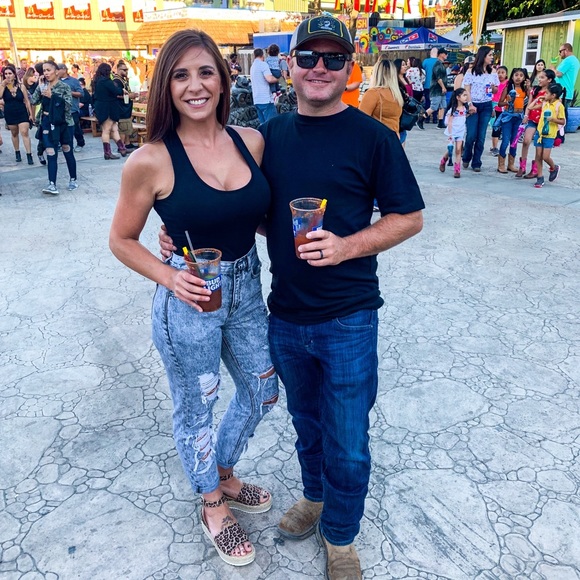 Meet your Posher, Amanda - Picture 1 of 1